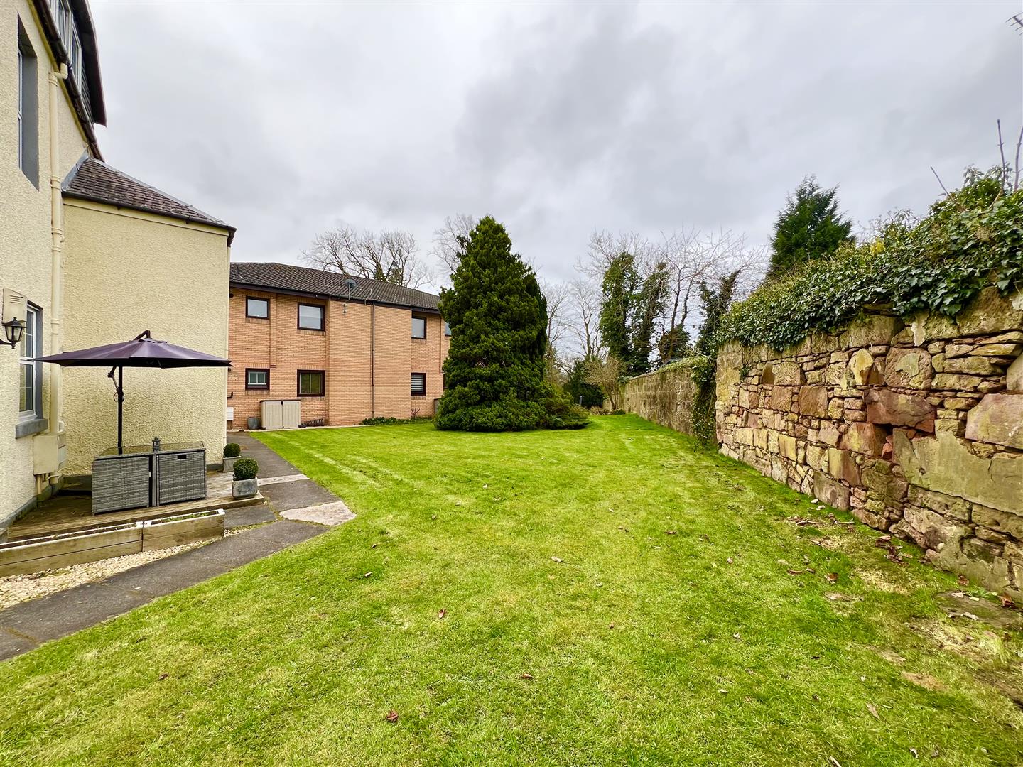Old Bothwell Road, Bothwell, Glasgow Residence Estate Agents